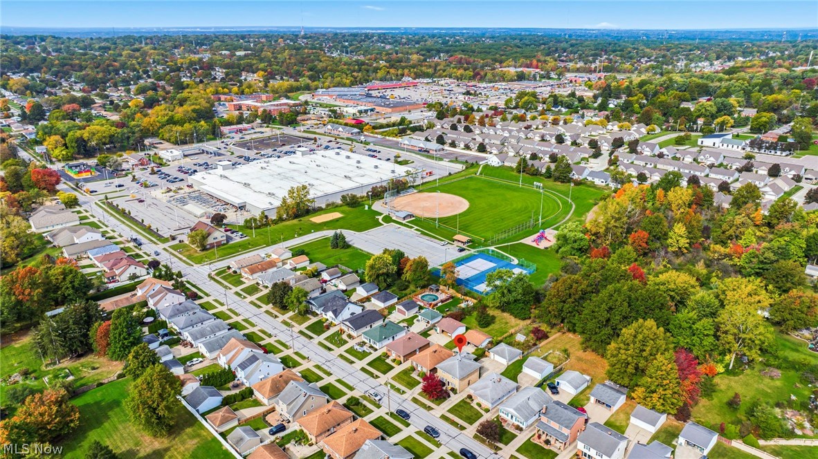 520 Orchardview Avenue Seven Hills OH 44113