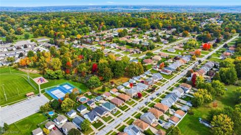 520 Orchardview Avenue Seven Hills OH 44113