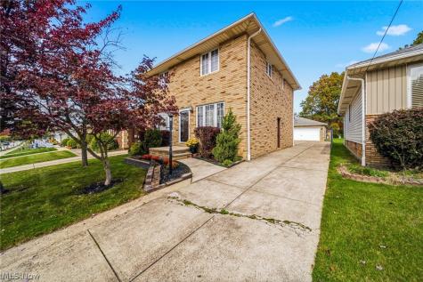 520 Orchardview Avenue Seven Hills OH 44113
