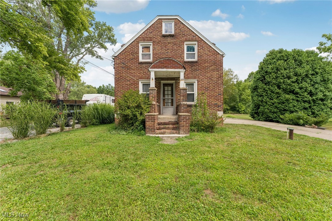 1899 Edwards Drive Akron OH 44306