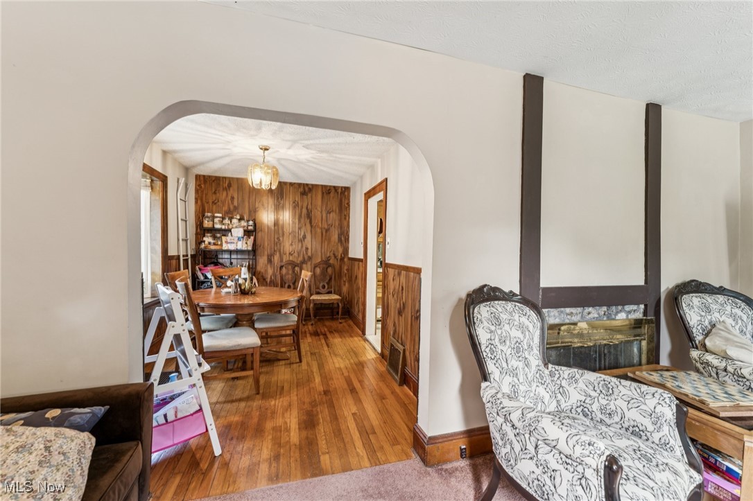 1899 Edwards Drive Akron OH 44306