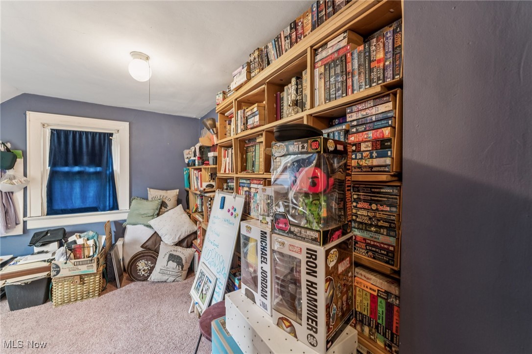 1899 Edwards Drive Akron OH 44306