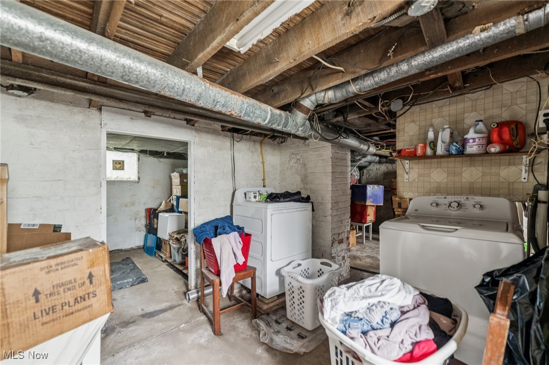 1899 Edwards Drive Akron OH 44306