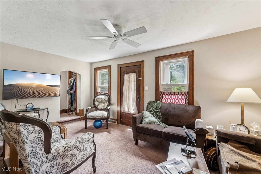 1899 Edwards Drive Akron OH 44306