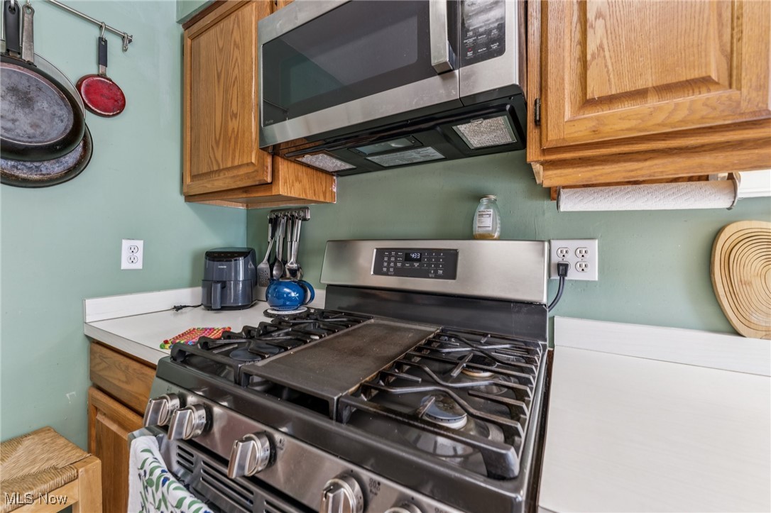 1899 Edwards Drive Akron OH 44306