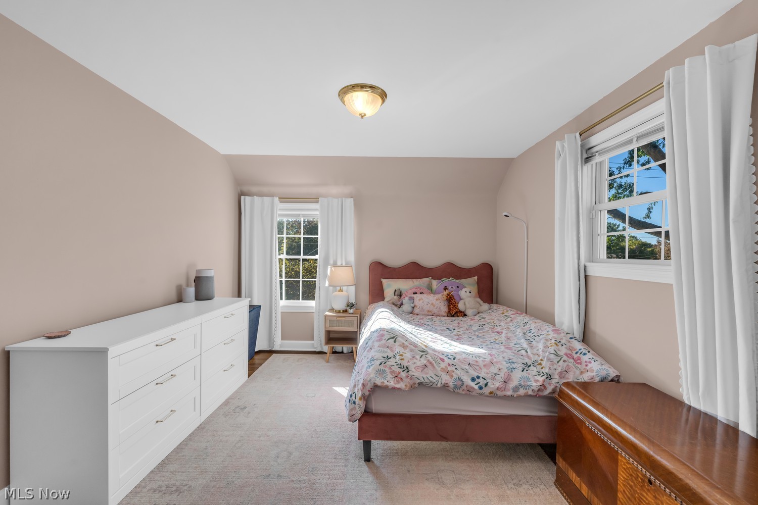 2567 Lakeview Avenue Rocky River OH 44116