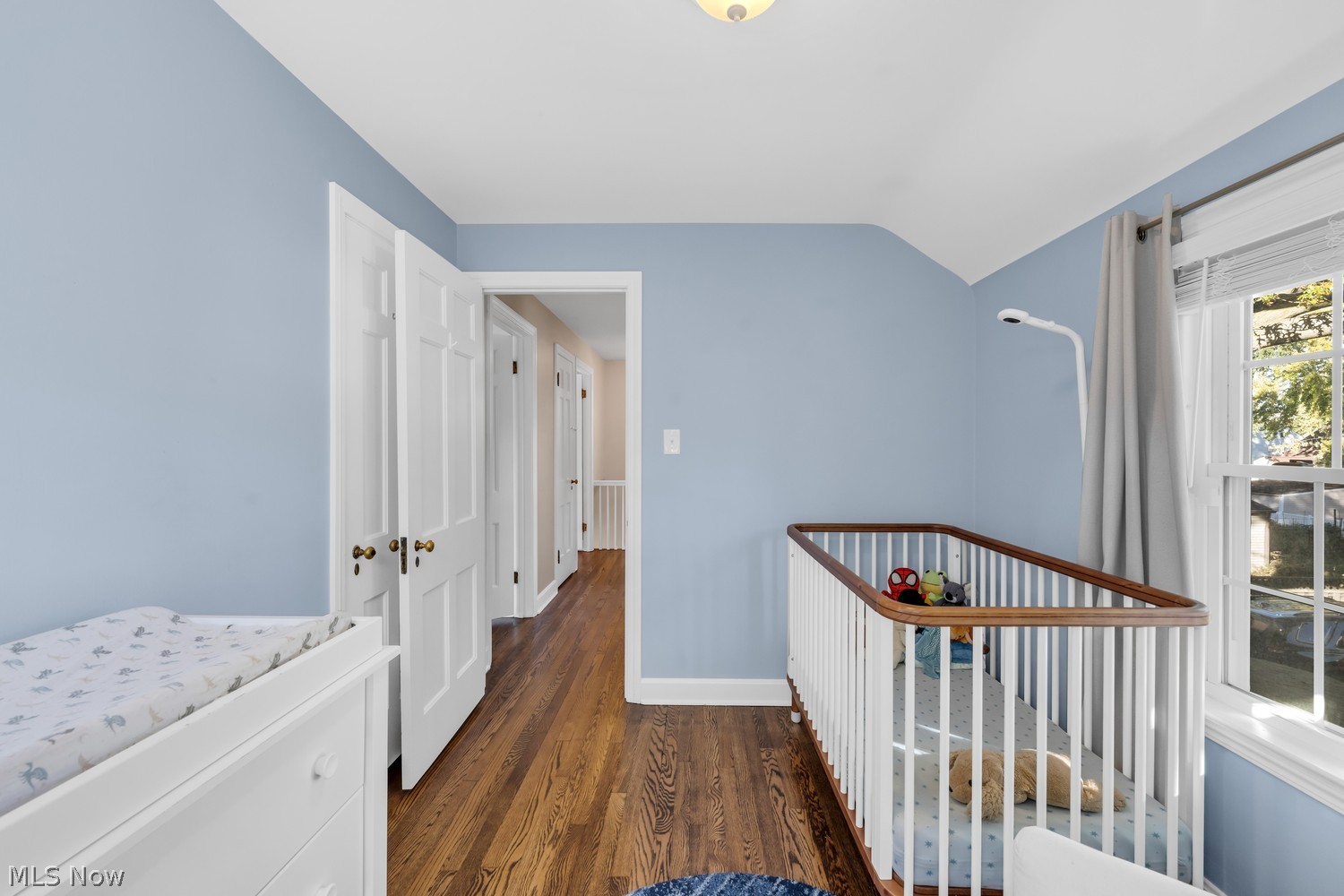 2567 Lakeview Avenue Rocky River OH 44116