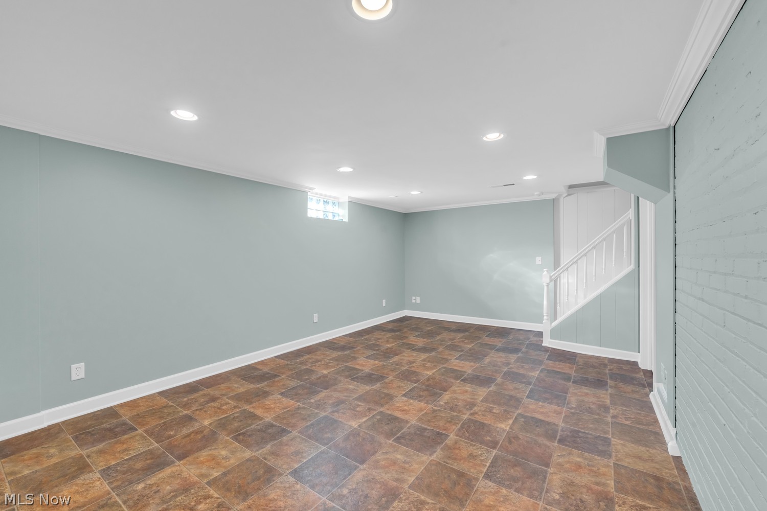 2567 Lakeview Avenue Rocky River OH 44116