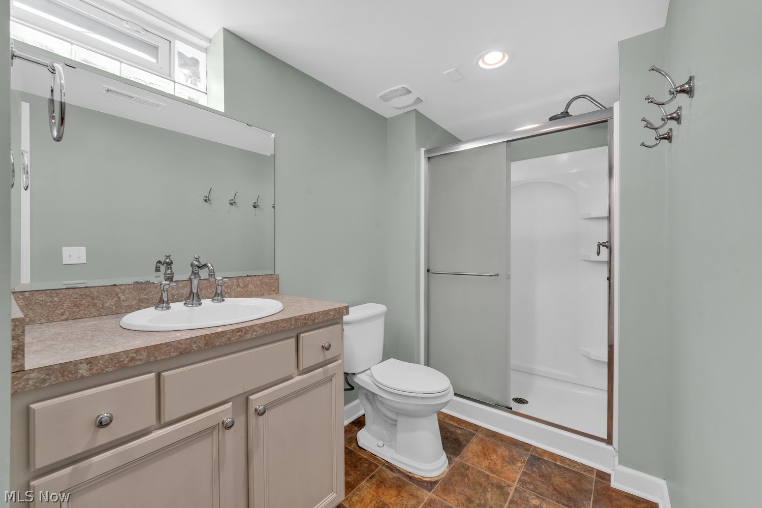 2567 Lakeview Avenue Rocky River OH 44116