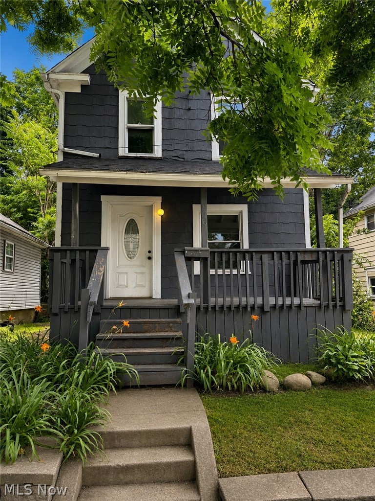 936 Ella Court Akron OH 44314