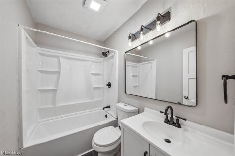 139 Simcox Street Wadsworth OH 44281