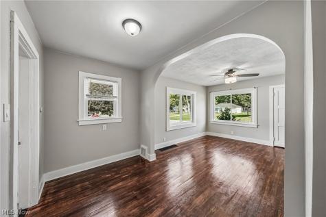 139 Simcox Street Wadsworth OH 44281
