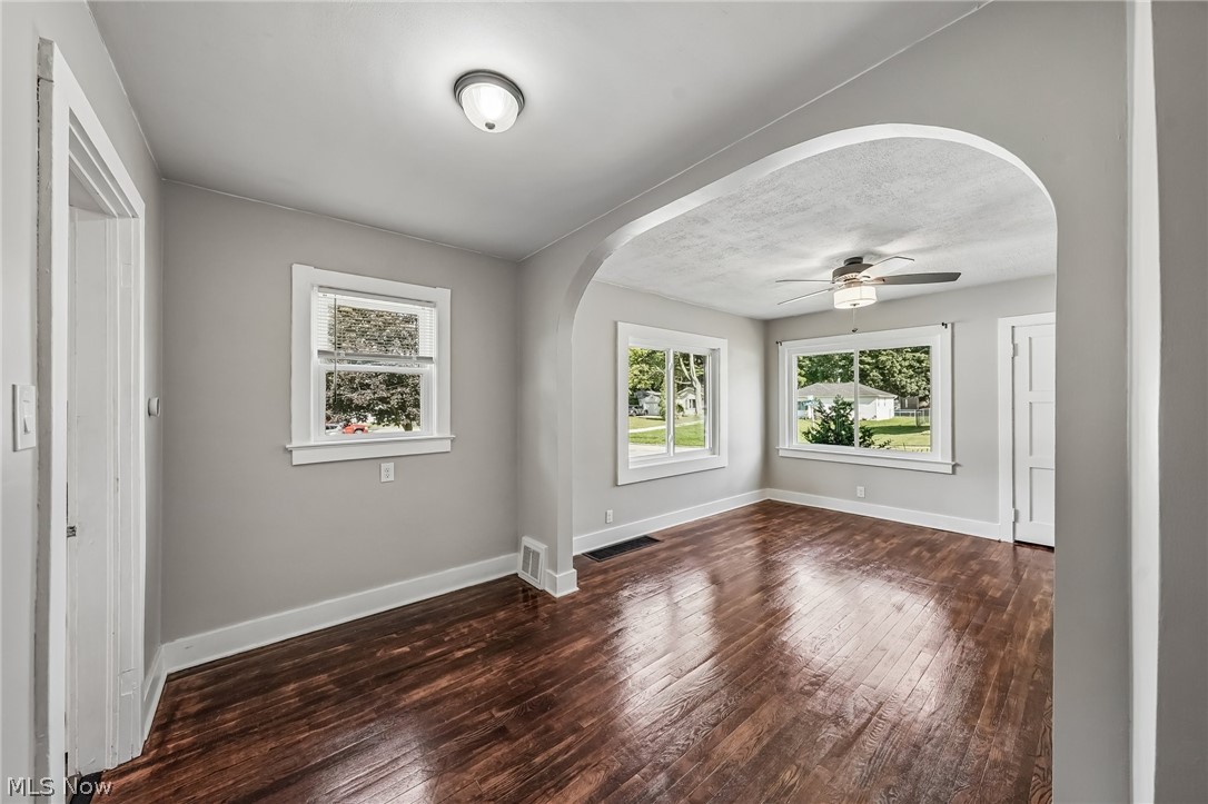 139 Simcox Street Wadsworth OH 44281