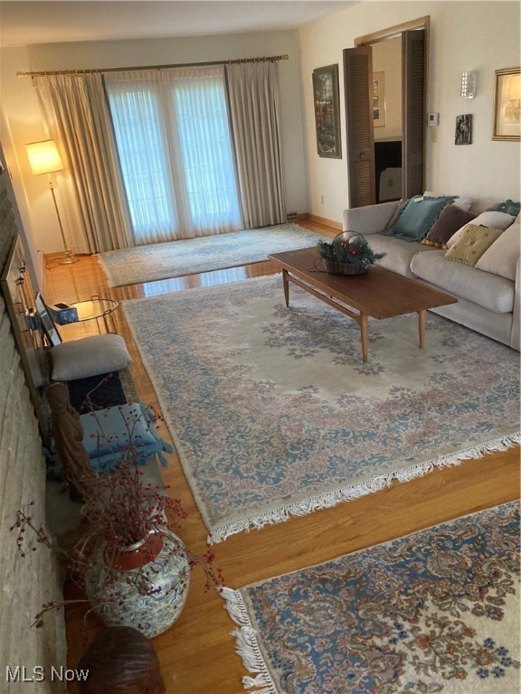 2146 Daniels Akron OH 44312