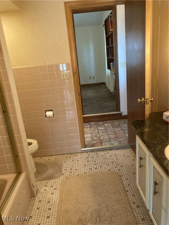 2146 Daniels Akron OH 44312