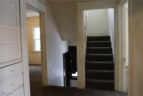 2200 E 81st Street Cleveland OH 44103