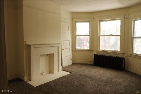 2200 E 81st Street Cleveland OH 44103