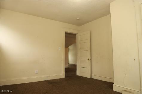 2200 E 81st Street Cleveland OH 44103