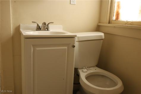 2200 E 81st Street Cleveland OH 44103