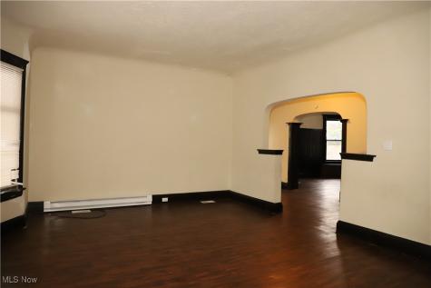 2200 E 81st Street Cleveland OH 44103