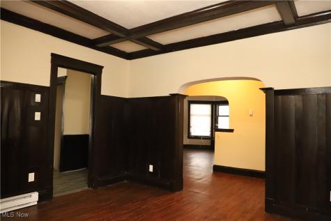 2200 E 81st Street Cleveland OH 44103
