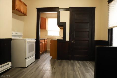 2200 E 81st Street Cleveland OH 44103