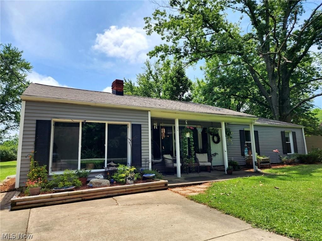 327 Calla Road W Poland OH 44514
