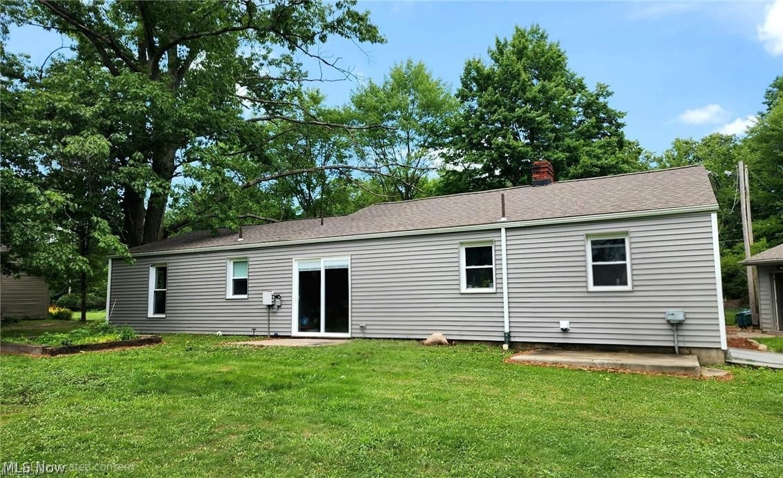 327 Calla Road W Poland OH 44514