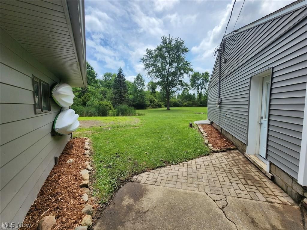 327 Calla Road W Poland OH 44514