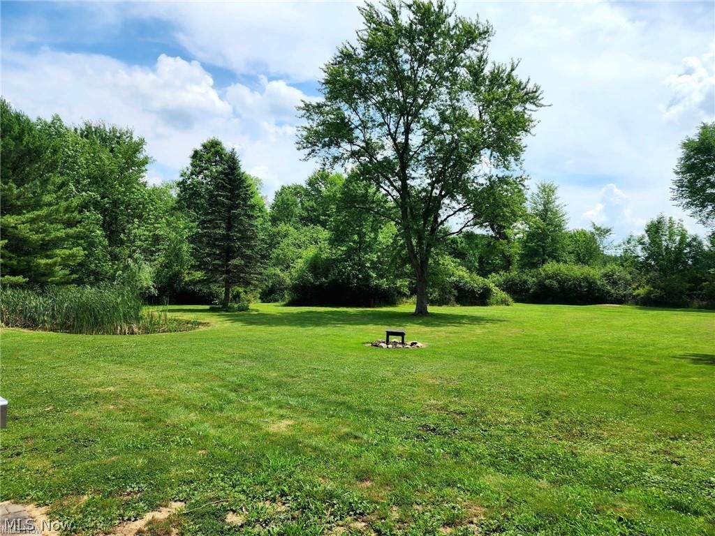 327 Calla Road W Poland OH 44514