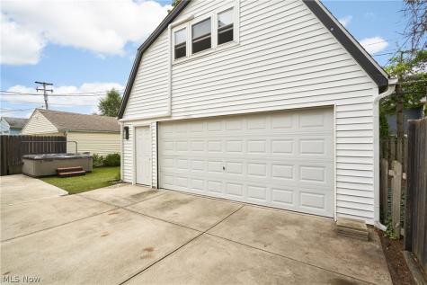 1666 Lincoln Avenue Lakewood OH 44107