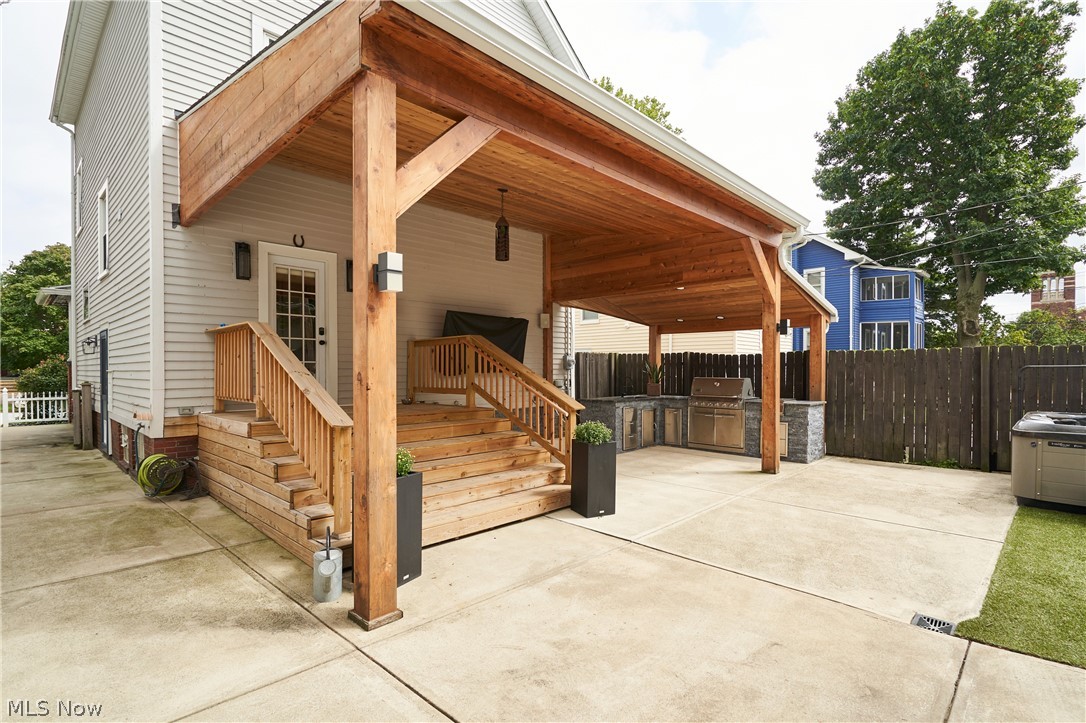 1666 Lincoln Avenue Lakewood OH 44107