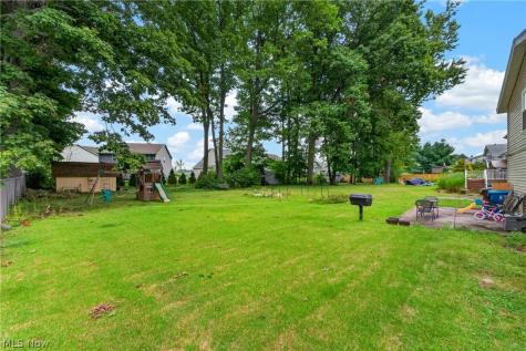 39127 Gardenside Drive Willoughby OH 44094