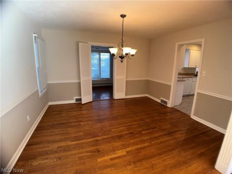 2327 Loyola Road University Heights OH 44118