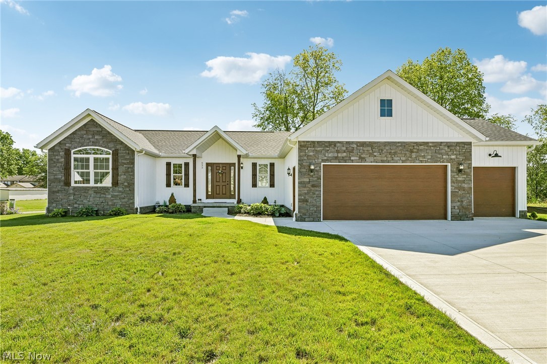 Canal Fulton OH, 533 E Lakewood Drive