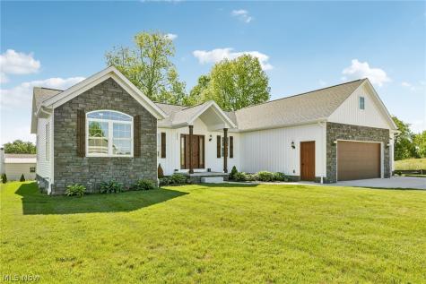 533 E Lakewood Drive Canal Fulton OH 44614
