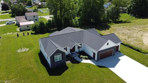 533 E Lakewood Drive Canal Fulton OH 44614