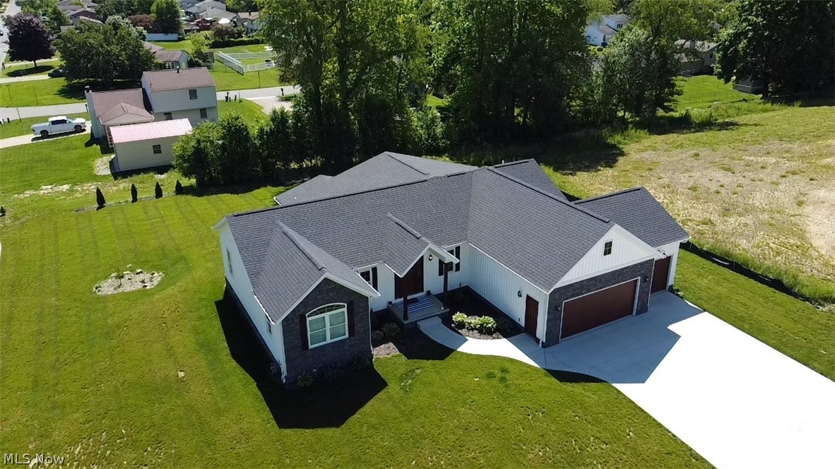 533 E Lakewood Drive Canal Fulton OH 44614