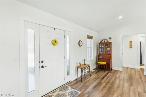 533 E Lakewood Drive Canal Fulton OH 44614