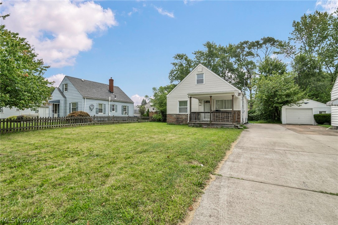 3943 Palm Avenue Lorain OH 44055