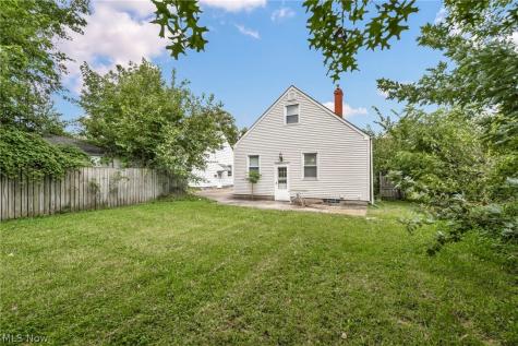 3943 Palm Avenue Lorain OH 44055