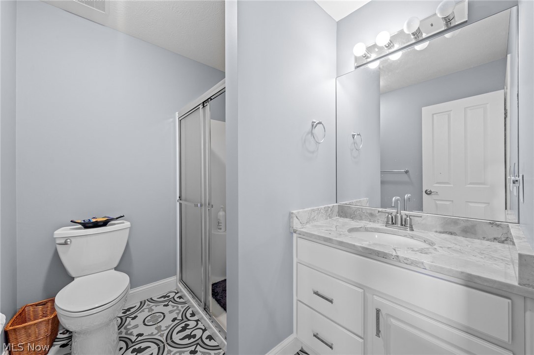6678 Winston Lane Solon OH 44139
