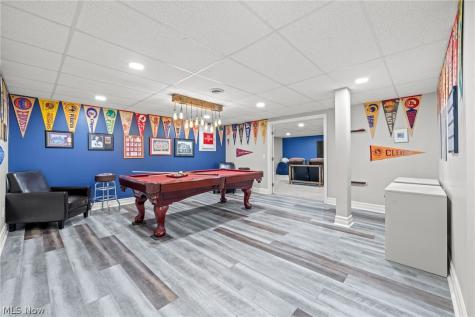 6678 Winston Lane Solon OH 44139