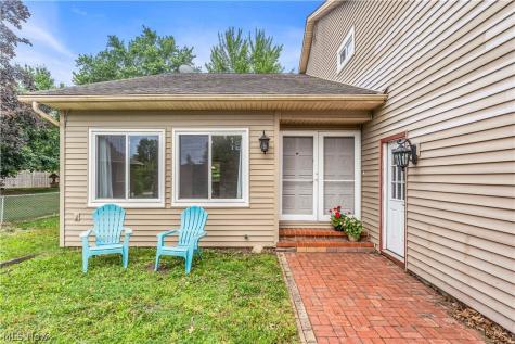 16543 Peppergrass Circle Strongsville OH 44136