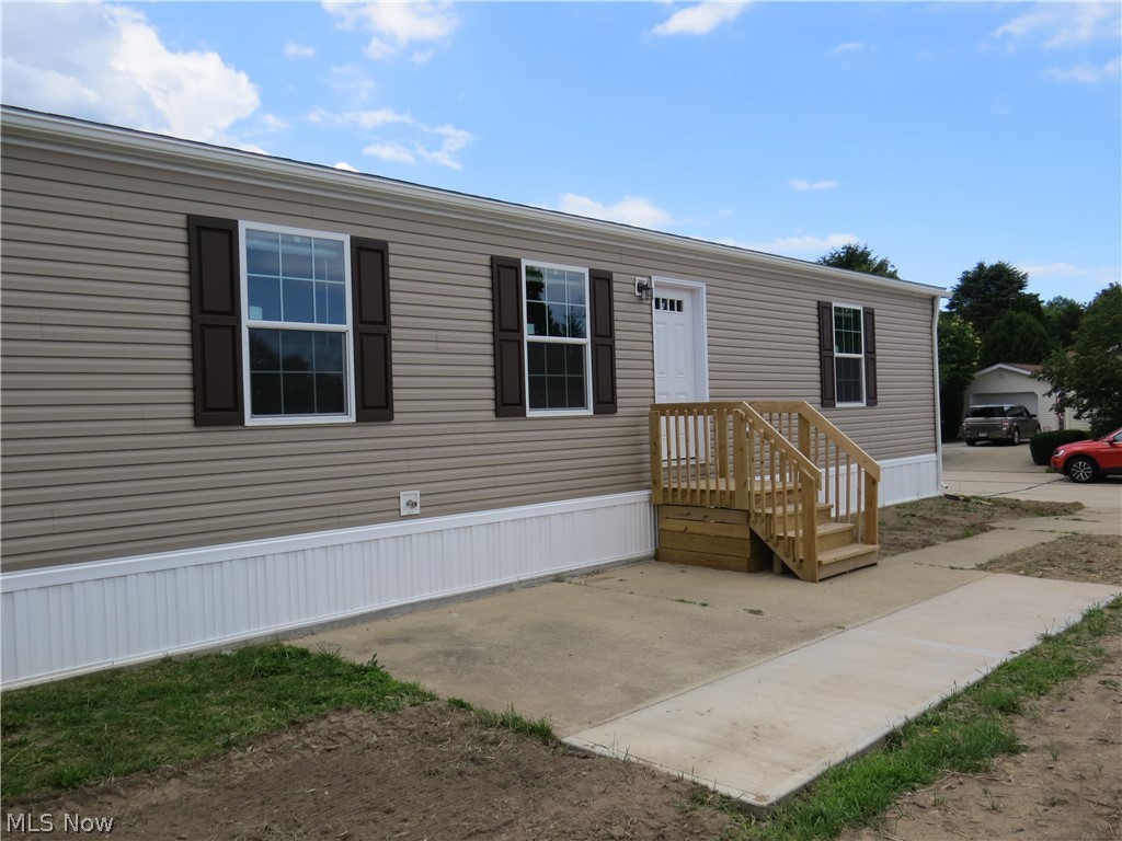 2663 Lake Breeze Drive Madison OH 44057