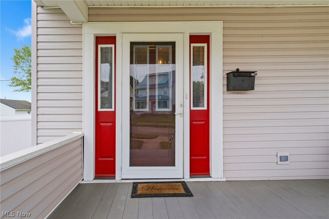 66 4th Street NE Carrollton OH 44615