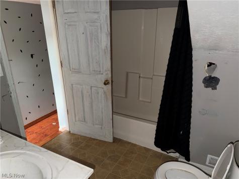 6482 Lear Nagle Road North Ridgeville OH 44039