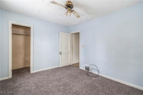 3470 Hadley Avenue Youngstown OH 44505