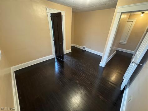 4340 W 47th Street Cleveland OH 44144