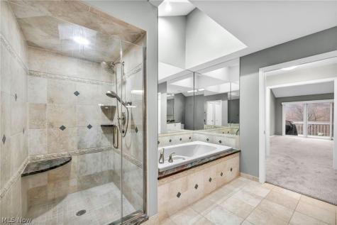2 Salem Court Beachwood OH 44122